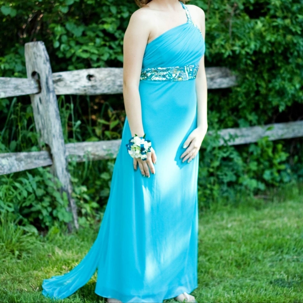 One-Shoulder Turquoise Prom Gown with Beaded Waist